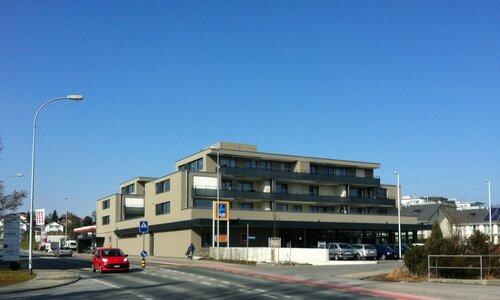 Wohn- und Geschäftshaus Bertiswilstrasse